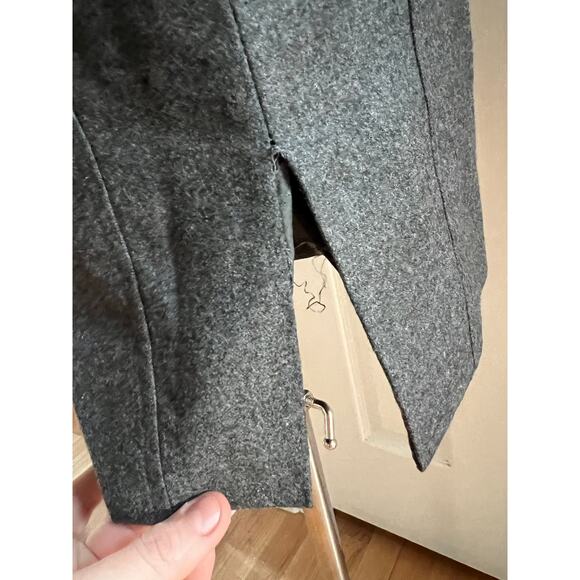 Chanel Pencil Skirt with Side Slit and Button-up Back - Picture 9 of 15